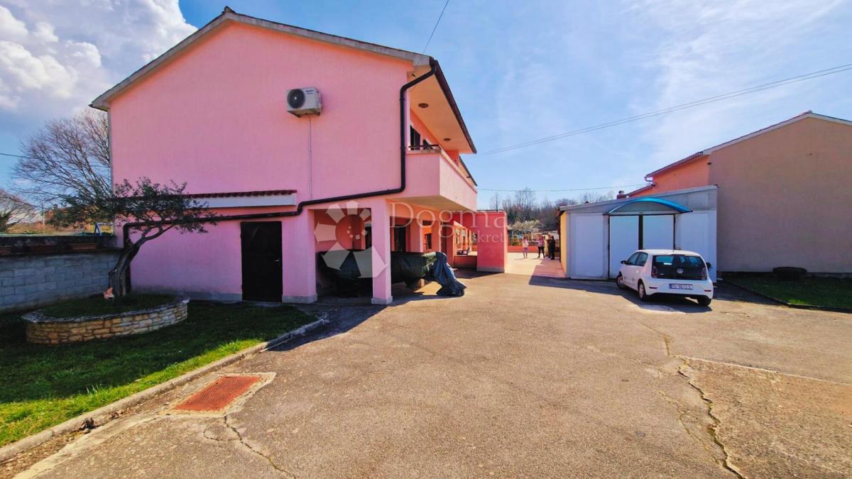Casa Štokovci, Svetvinčenat, 266m2