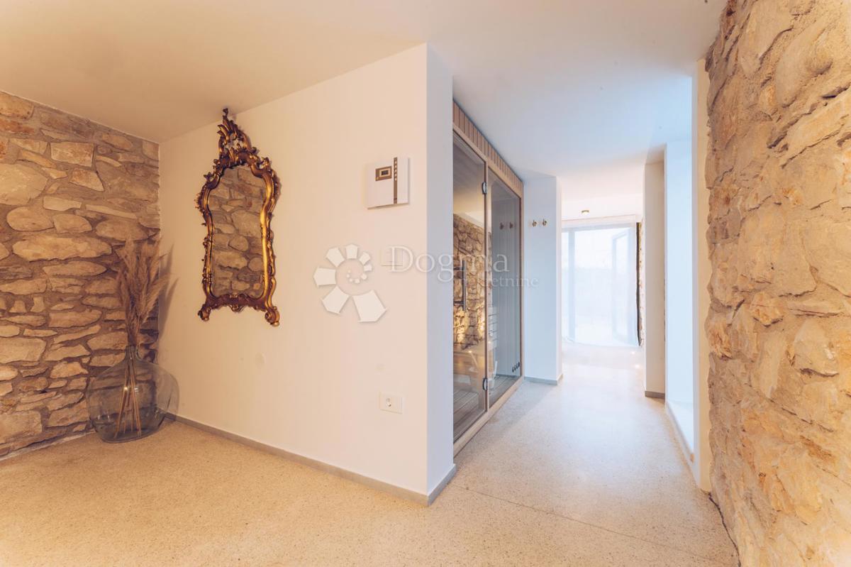 Casa Novigrad, 312m2