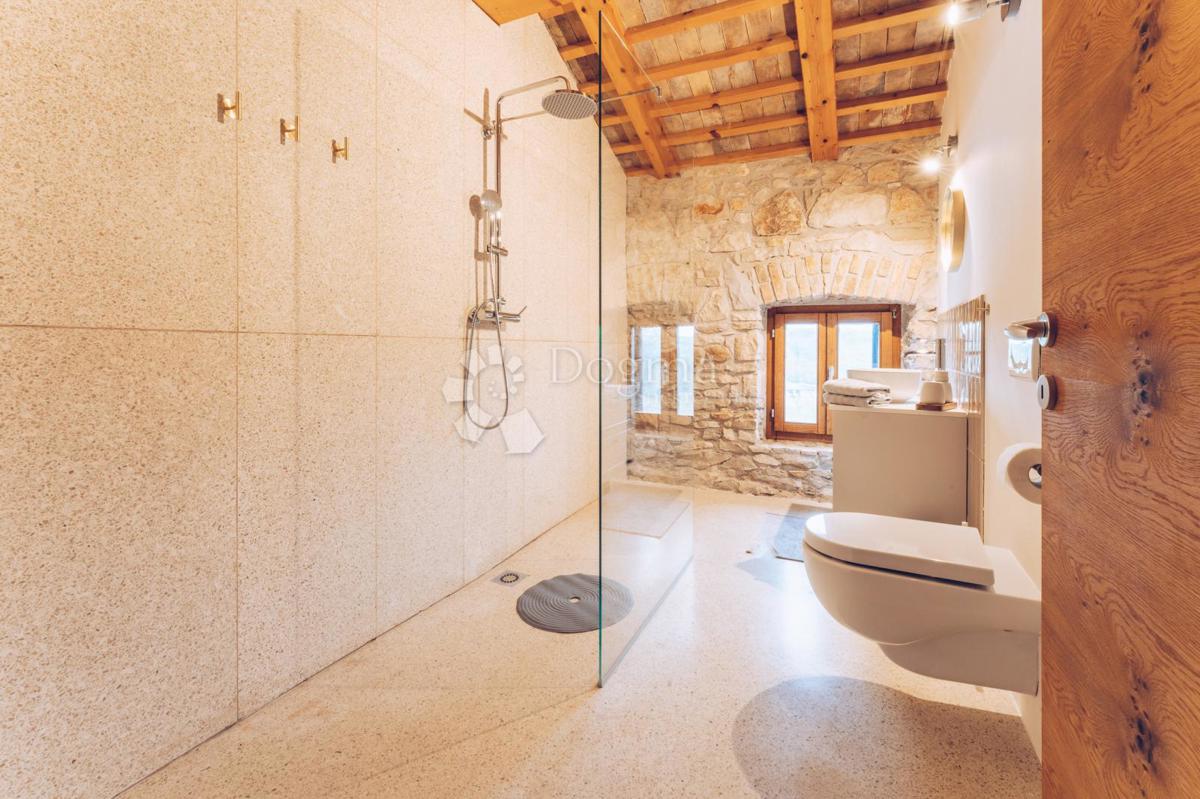 Casa Novigrad, 312m2