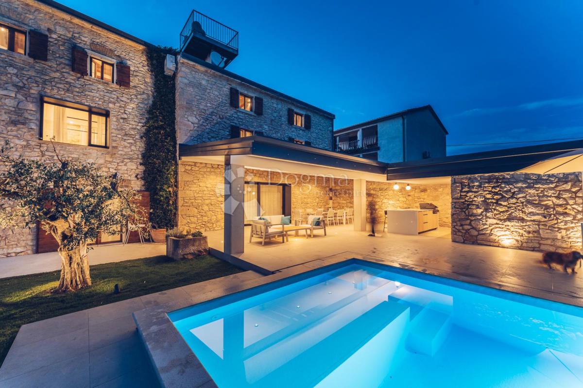 Casa Novigrad, 312m2