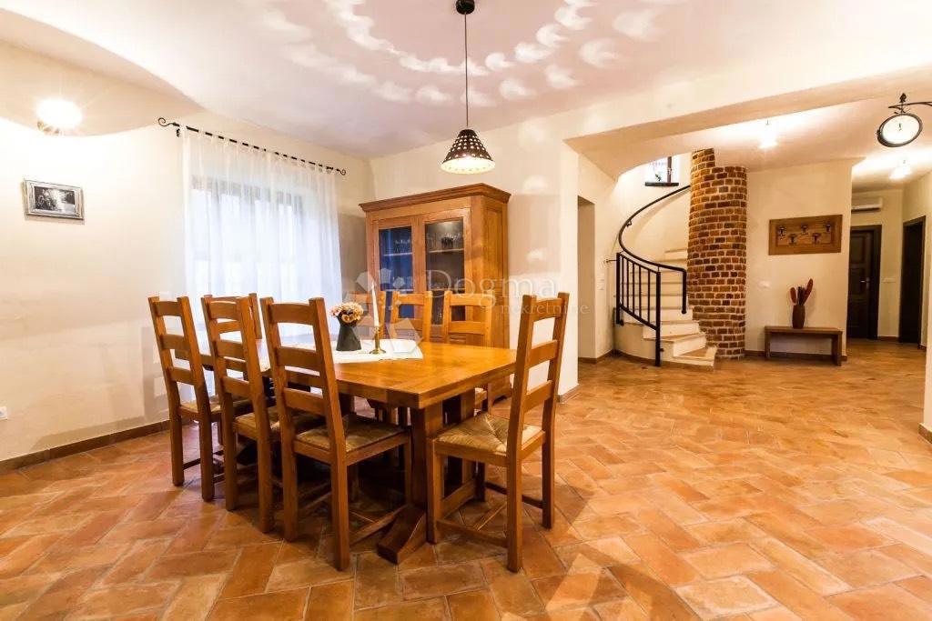 Casa Heraki, Sveti Lovreč, 246m2