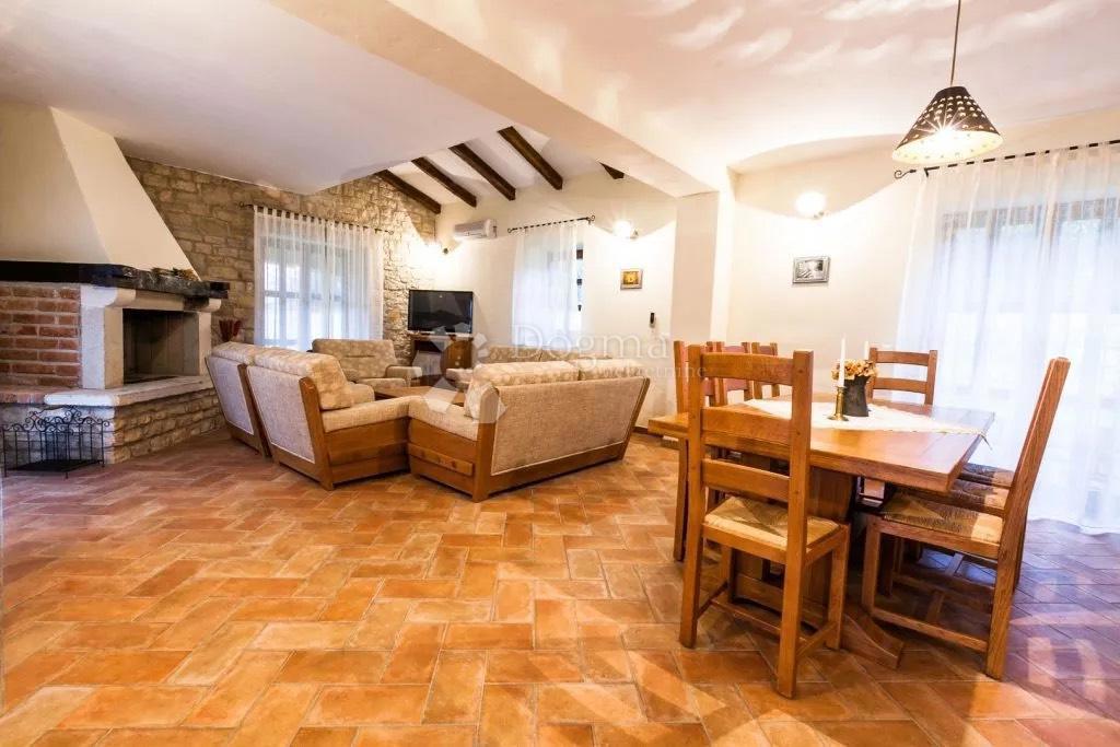 Casa Heraki, Sveti Lovreč, 246m2