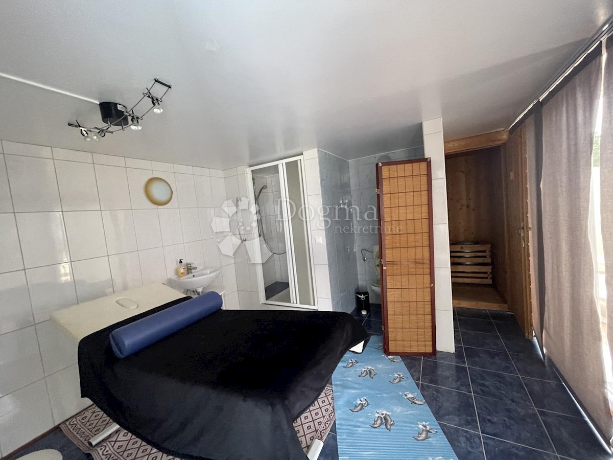 Casa Jadranovo, Crikvenica, 700m2