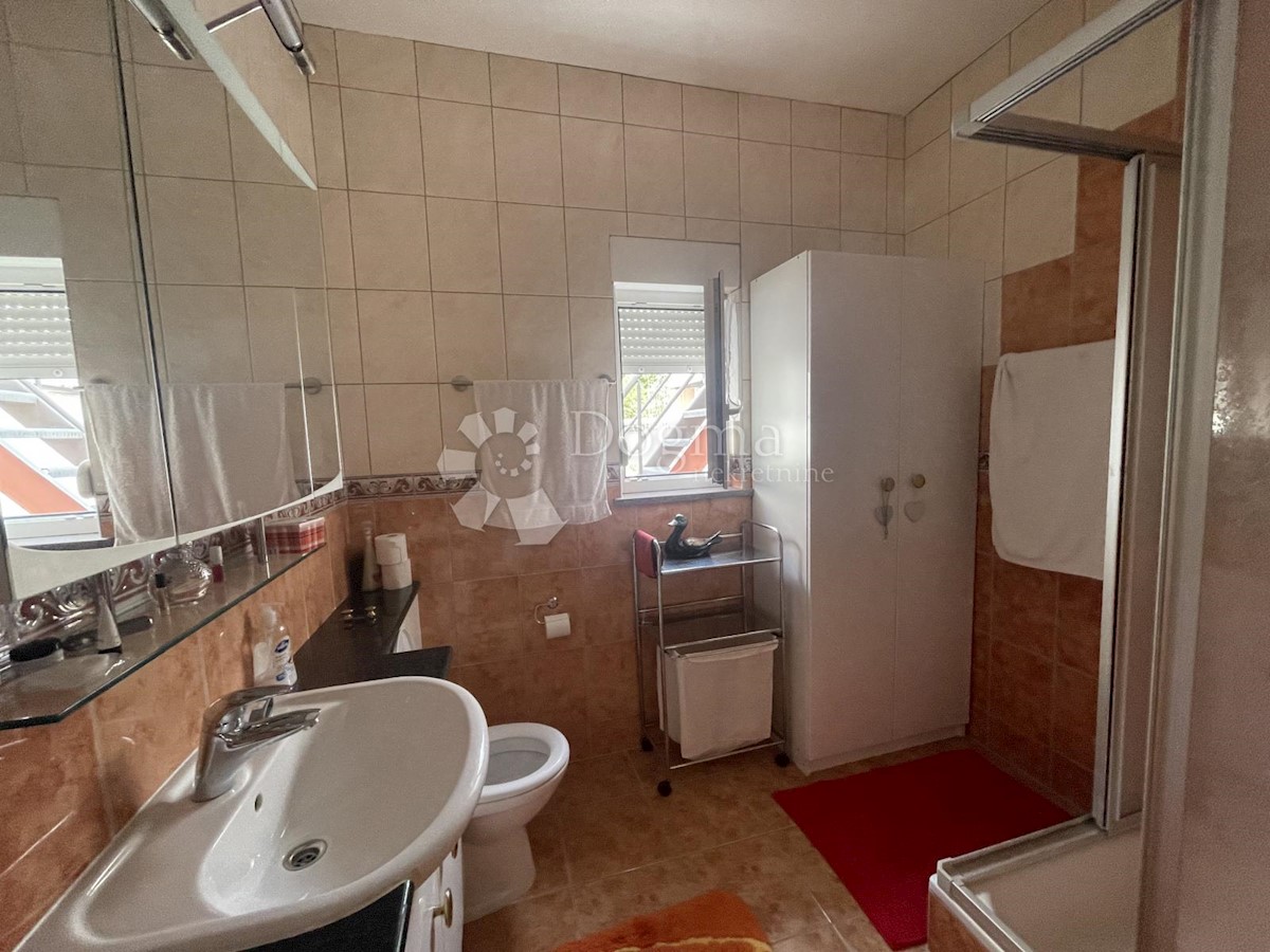 Casa Jadranovo, Crikvenica, 700m2