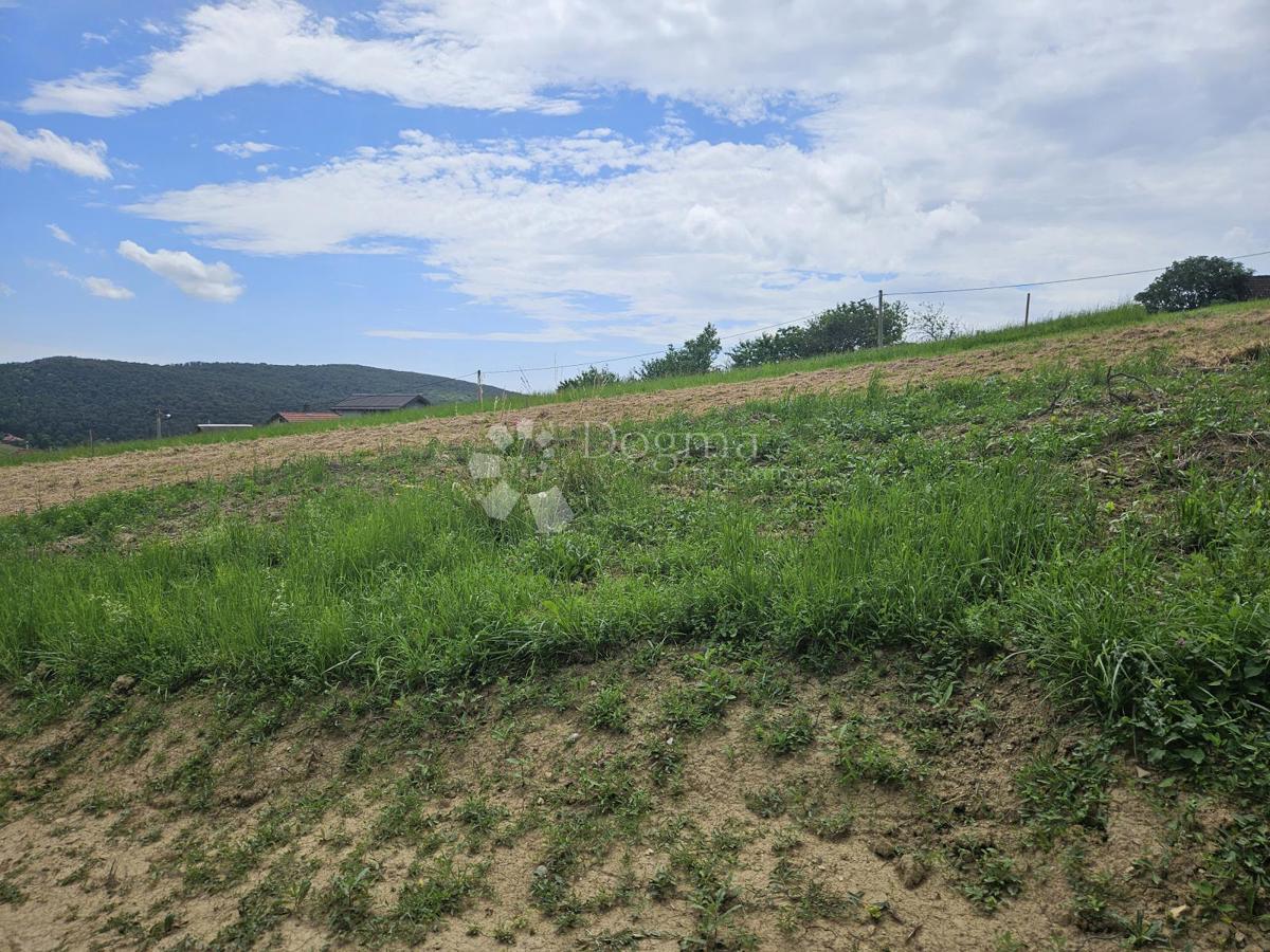 Terreno Varaždin Breg, Gornji Kneginec, 1.056m2