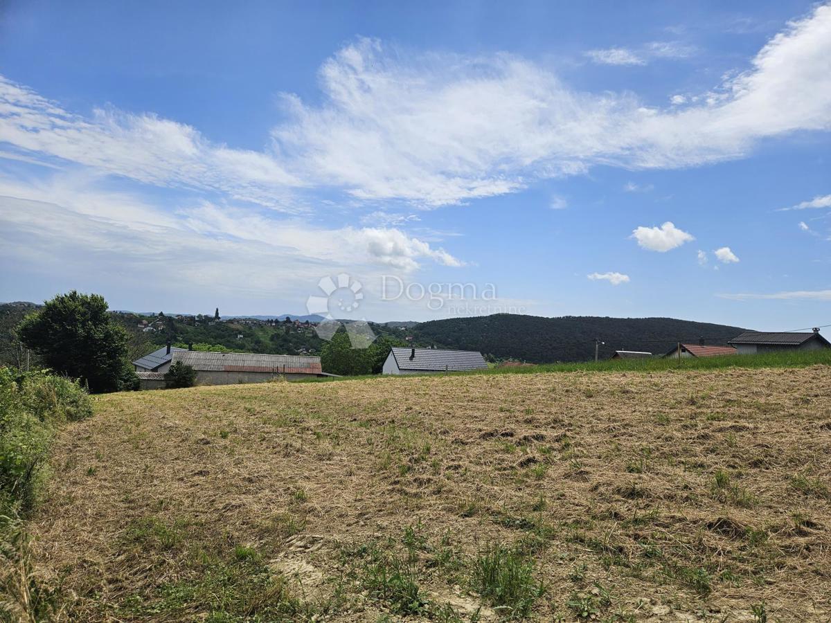 Terreno Varaždin Breg, Gornji Kneginec, 1.056m2