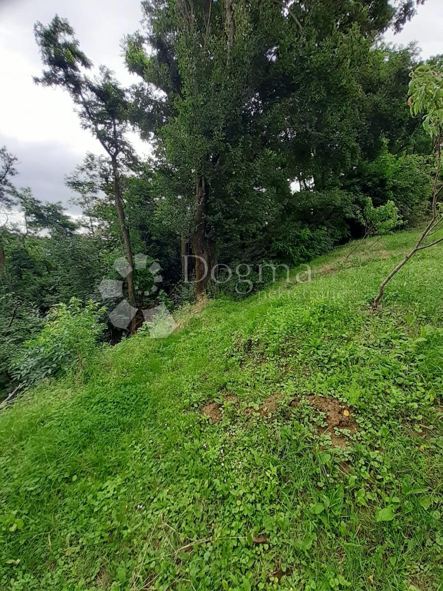 Terreno Kustošija, Črnomerec, 1.566m2