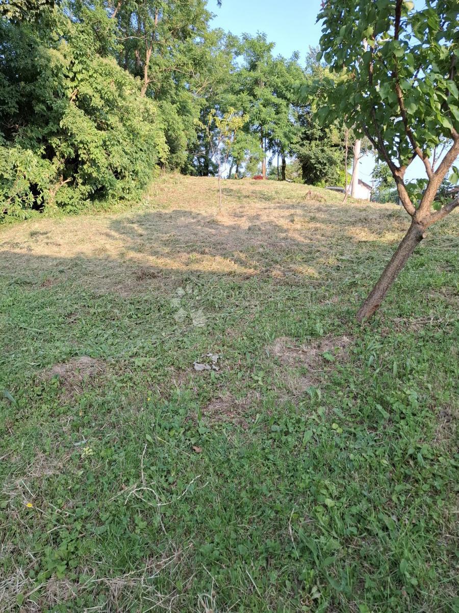 Terreno Kustošija, Črnomerec, 1.566m2