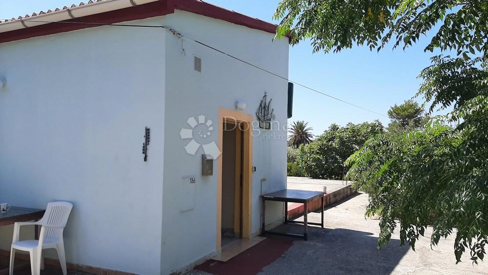 Casa Barbat na Rabu, Rab, 240m2