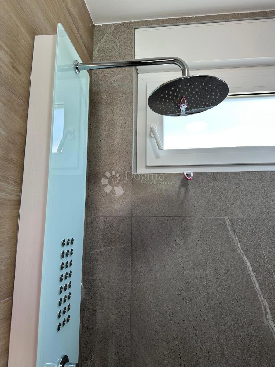 Casa Malinska, Malinska-Dubašnica, 140m2