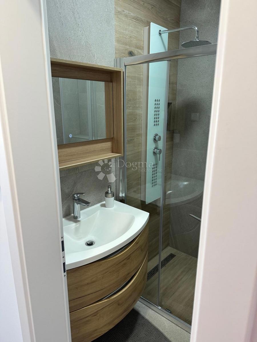 Casa Malinska, Malinska-Dubašnica, 140m2