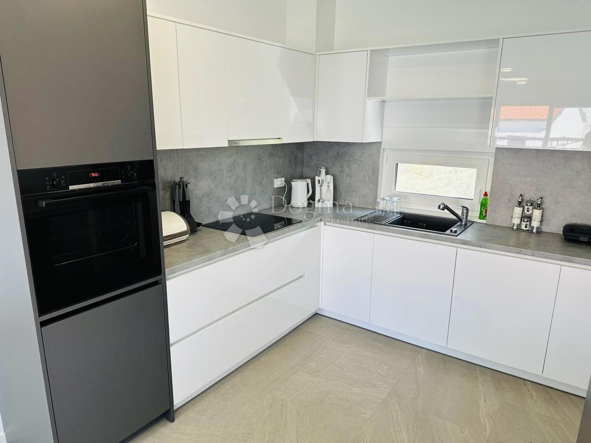 Casa Malinska, Malinska-Dubašnica, 140m2