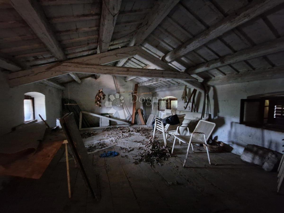 CASA IN PIETRA A 30 METRI DALLA SPIAGGIA!