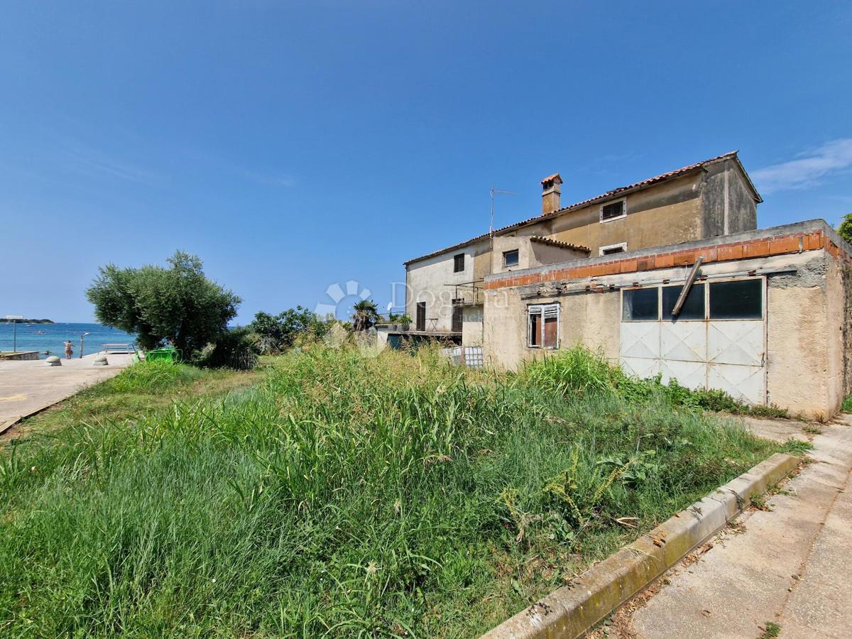 CASA IN PIETRA A 30 METRI DALLA SPIAGGIA!