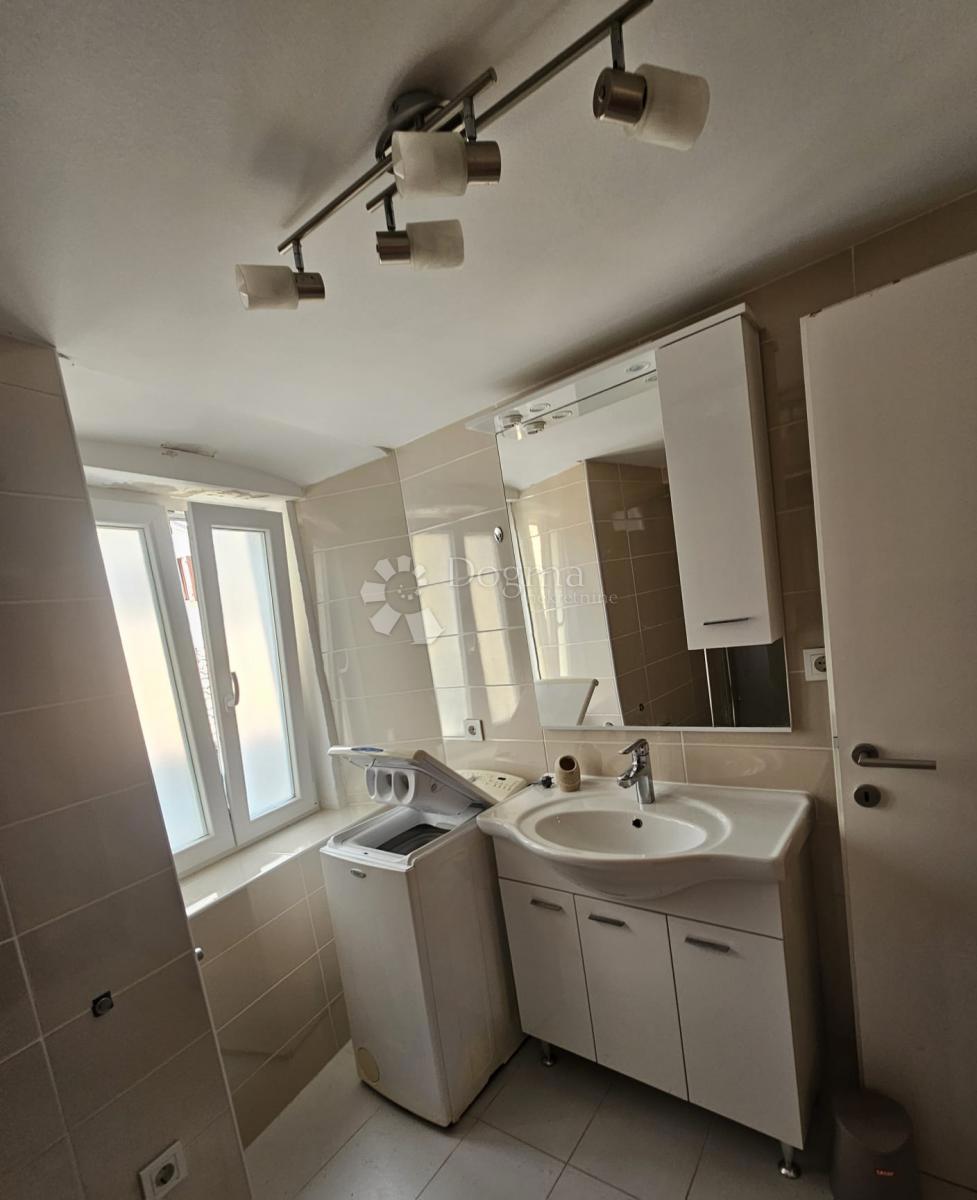 Appartamento Palit, Rab, 115m2