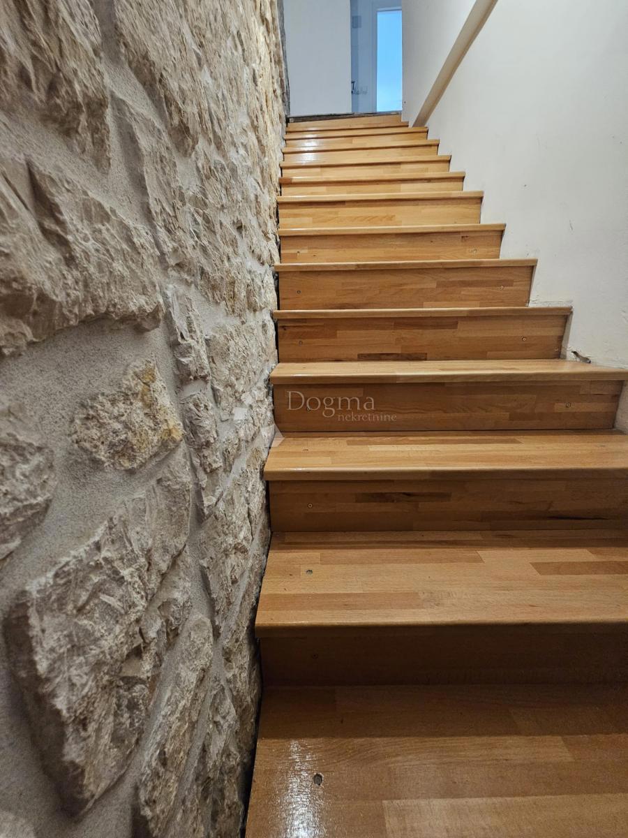 Appartamento Palit, Rab, 115m2