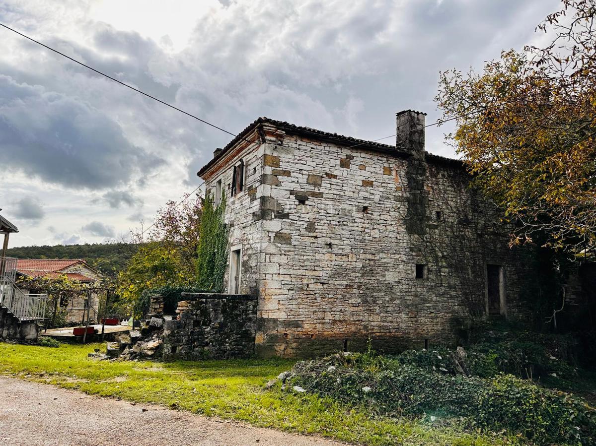 Casa Oprtalj, 94m2