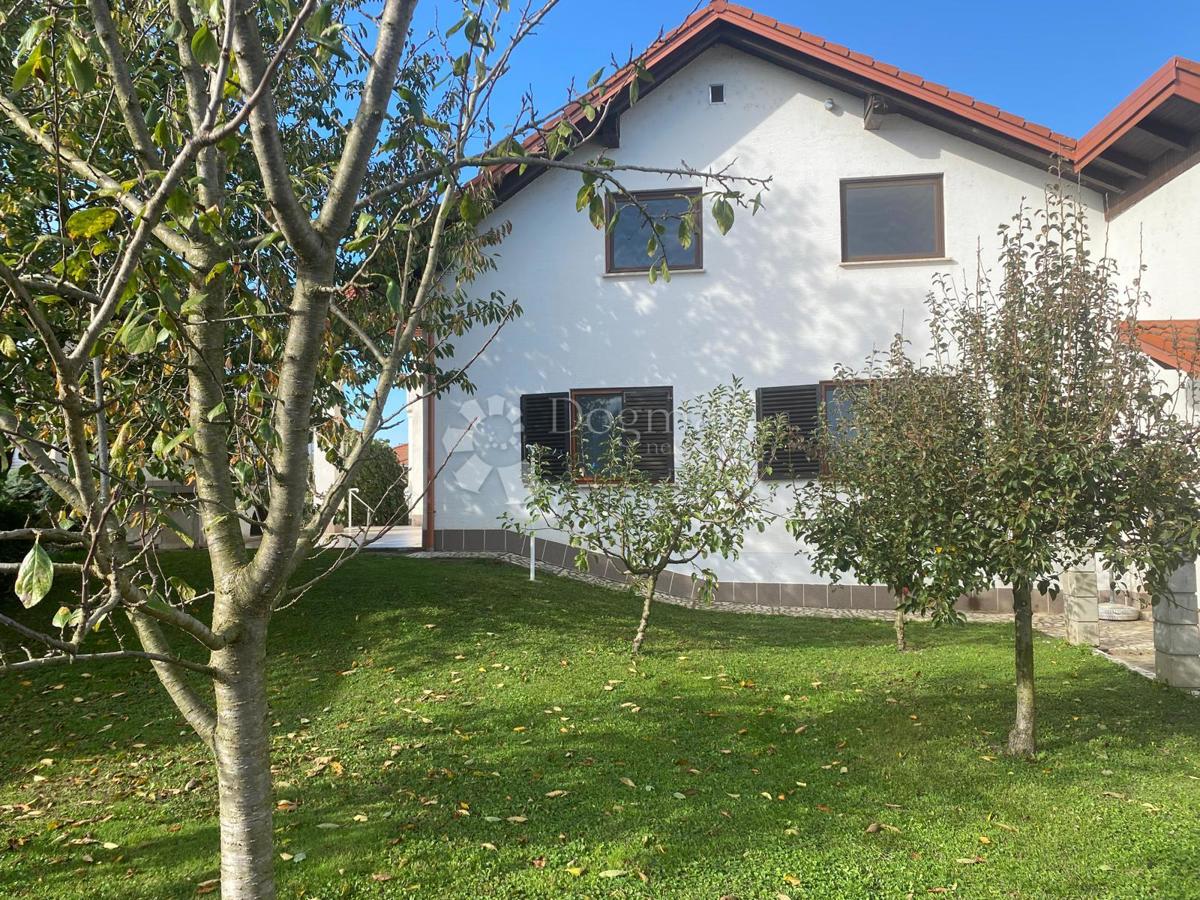 Casa Hrašćica, Varaždin - Okolica, 299m2