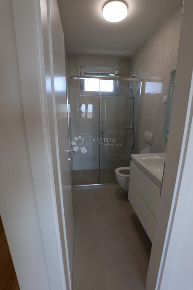 Appartamento Povljana, 84m2