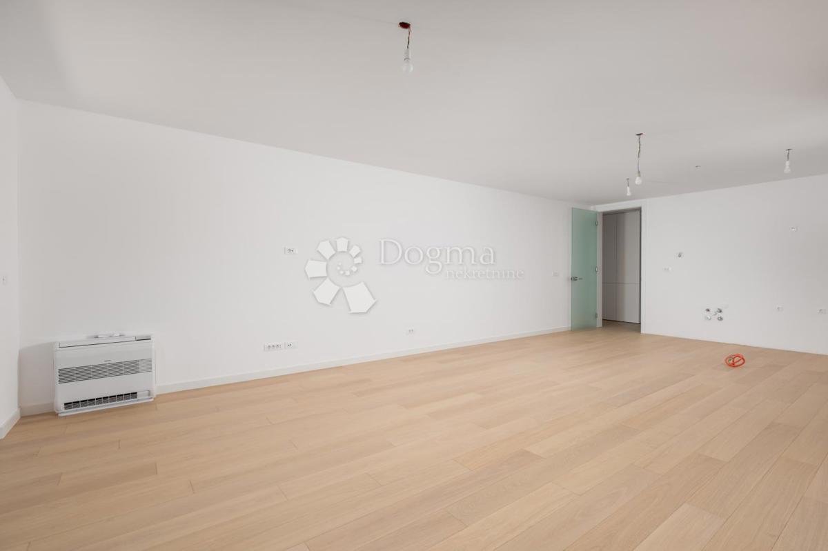 Allogio Opatija - Centar, Opatija, 107,41m2