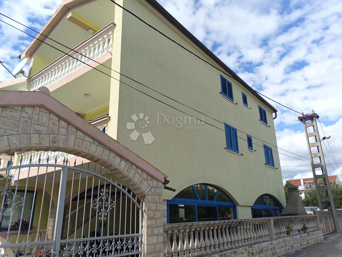 Casa Vodice, 664,20m2