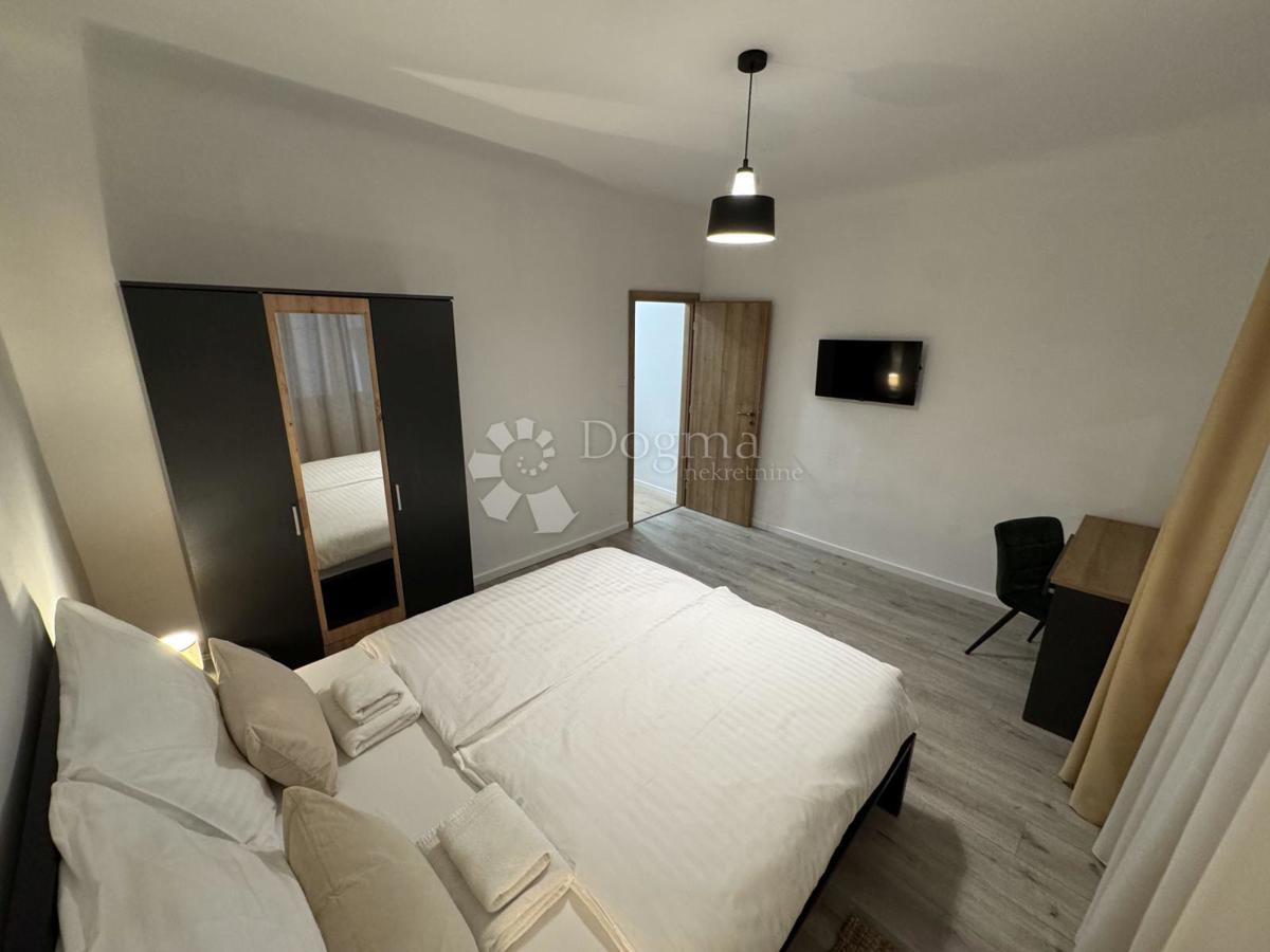 Allogio Centar, Rijeka, 82m2