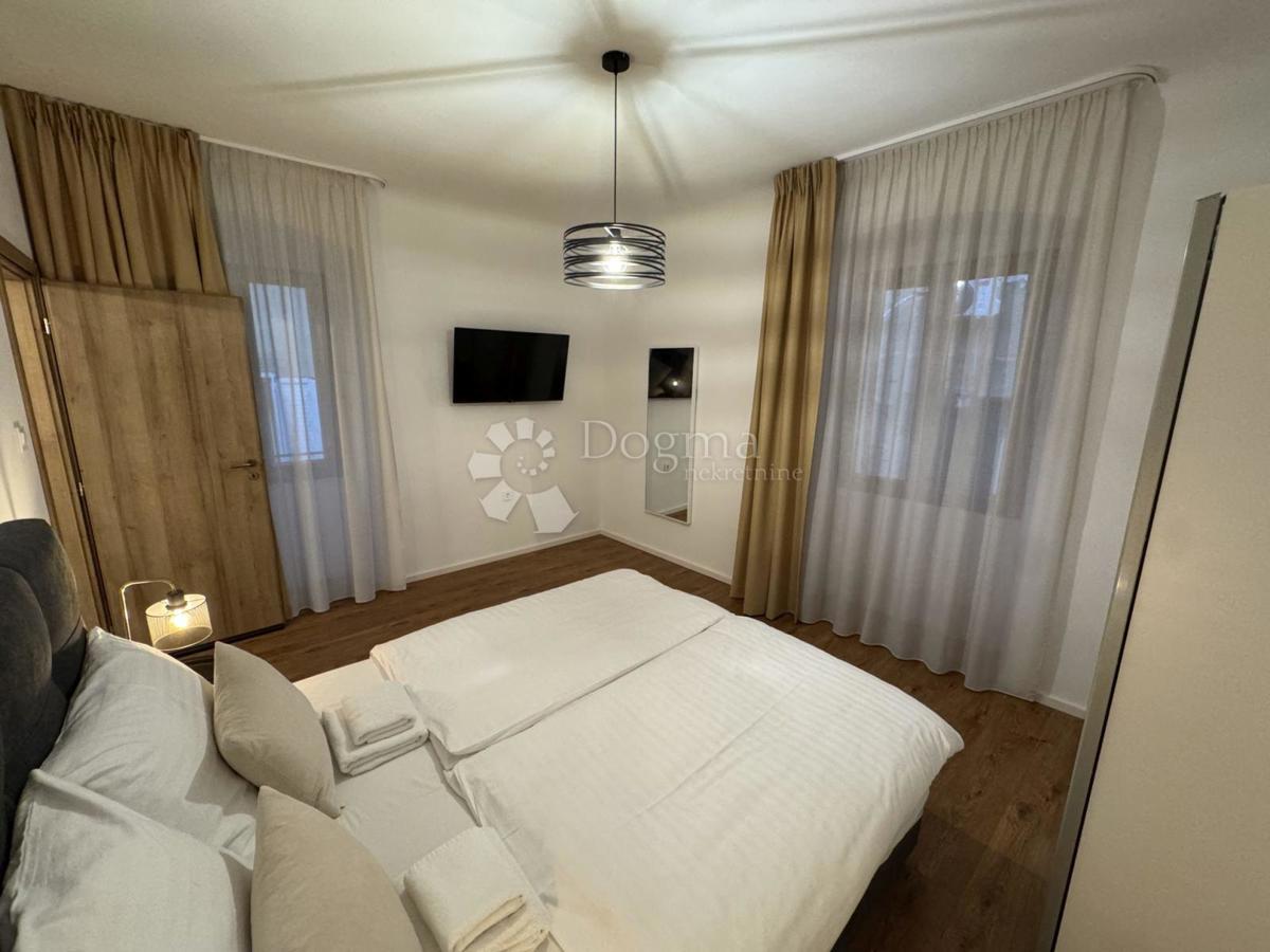 Allogio Centar, Rijeka, 82m2