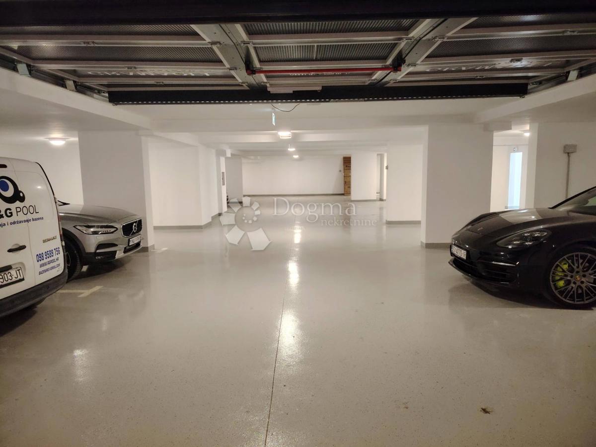 Allogio Opatija, 296m2