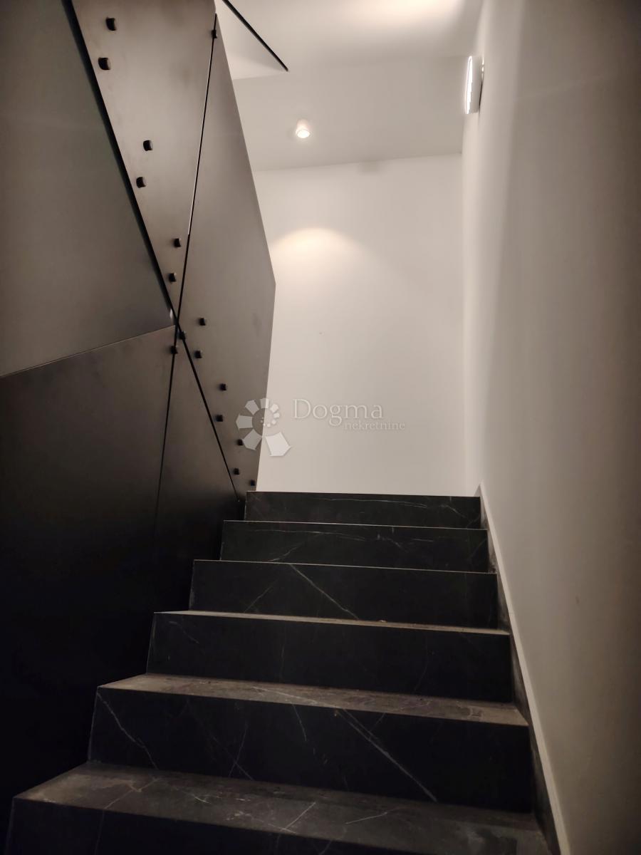 Allogio Opatija, 296m2