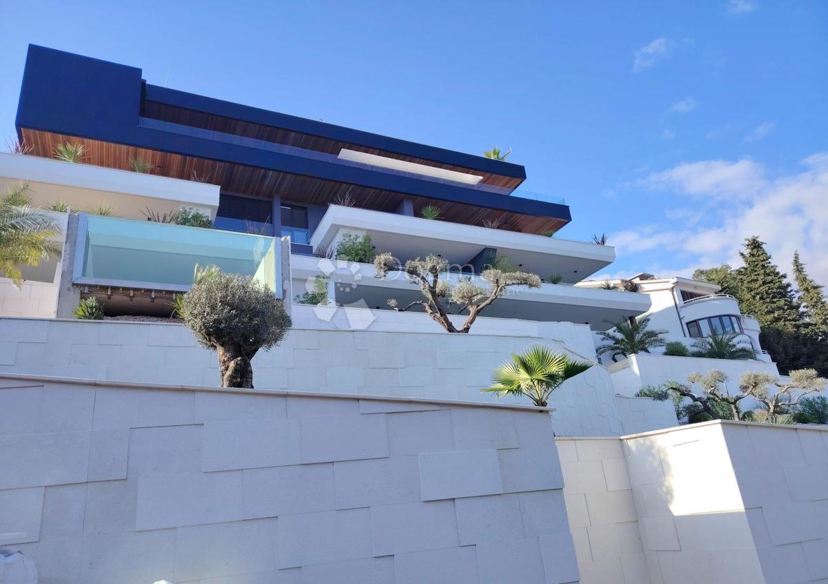 Allogio Opatija, 296m2