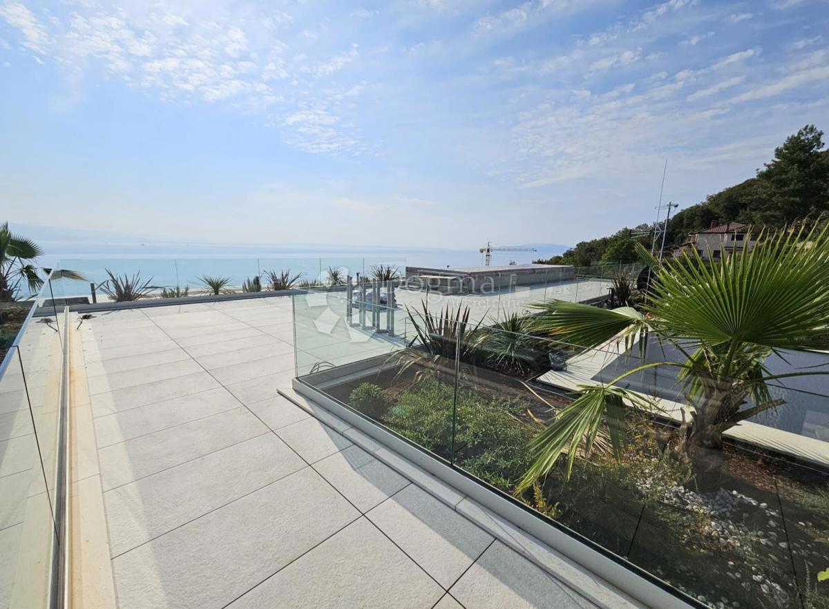 Allogio Opatija, 296m2