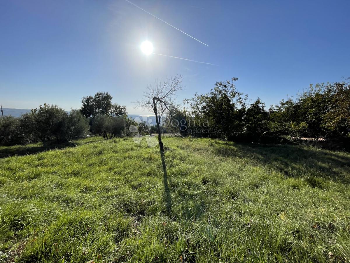 DINTORNI FIORENTI, TERRENO CON LA VISTA PIÙ BELLA