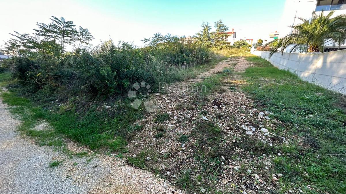 Terreno Veli vrh, Pula, 2.365m2