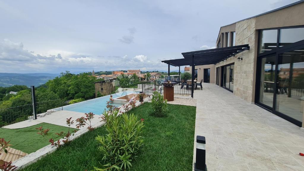 Casa Kašćerga, Pazin - Okolica, 230m2