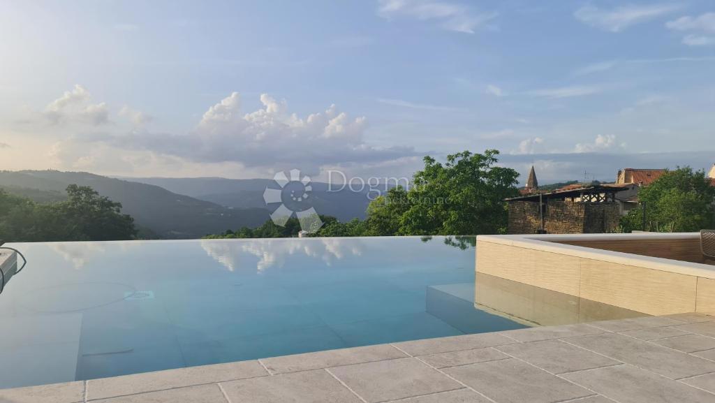 Casa Kašćerga, Pazin - Okolica, 230m2