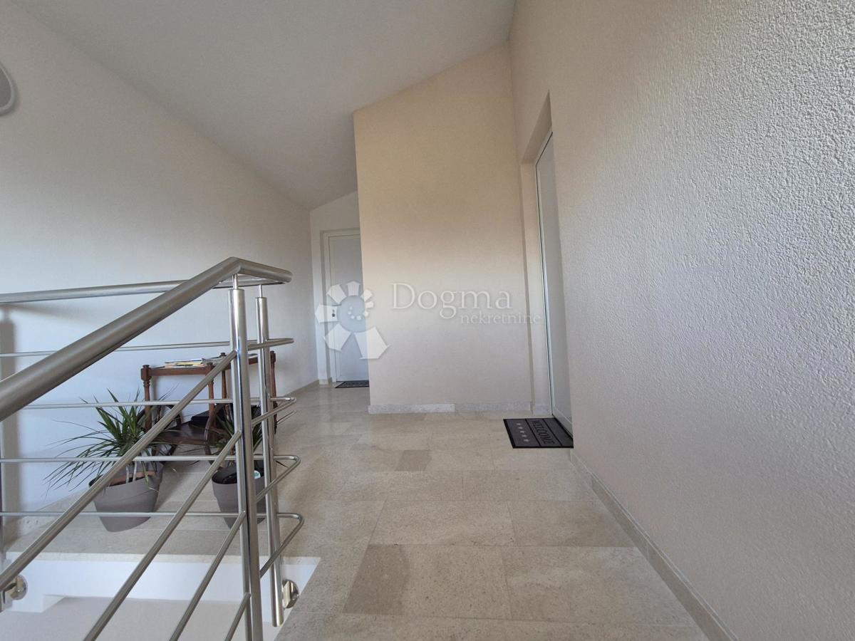 Un bellissimo appartamento soleggiato con vista sul Parco Nazionale di Brioni