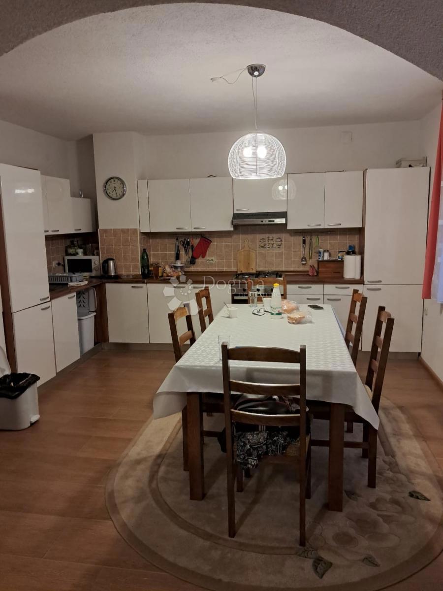 Casa Derežani, Ivanić-Grad - Okolica, 211,50m2