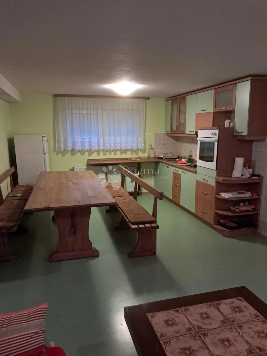 Casa Derežani, Ivanić-Grad - Okolica, 211,50m2