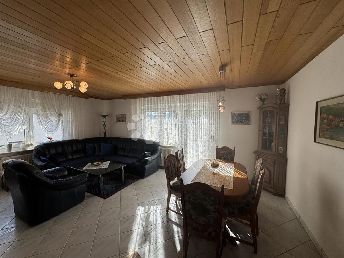 Casa Predavac, Rovišće, 259m2