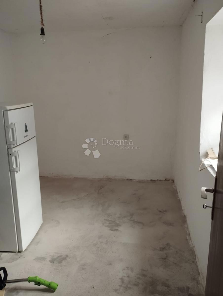 Casa Kosore, Vrlika, 50m2