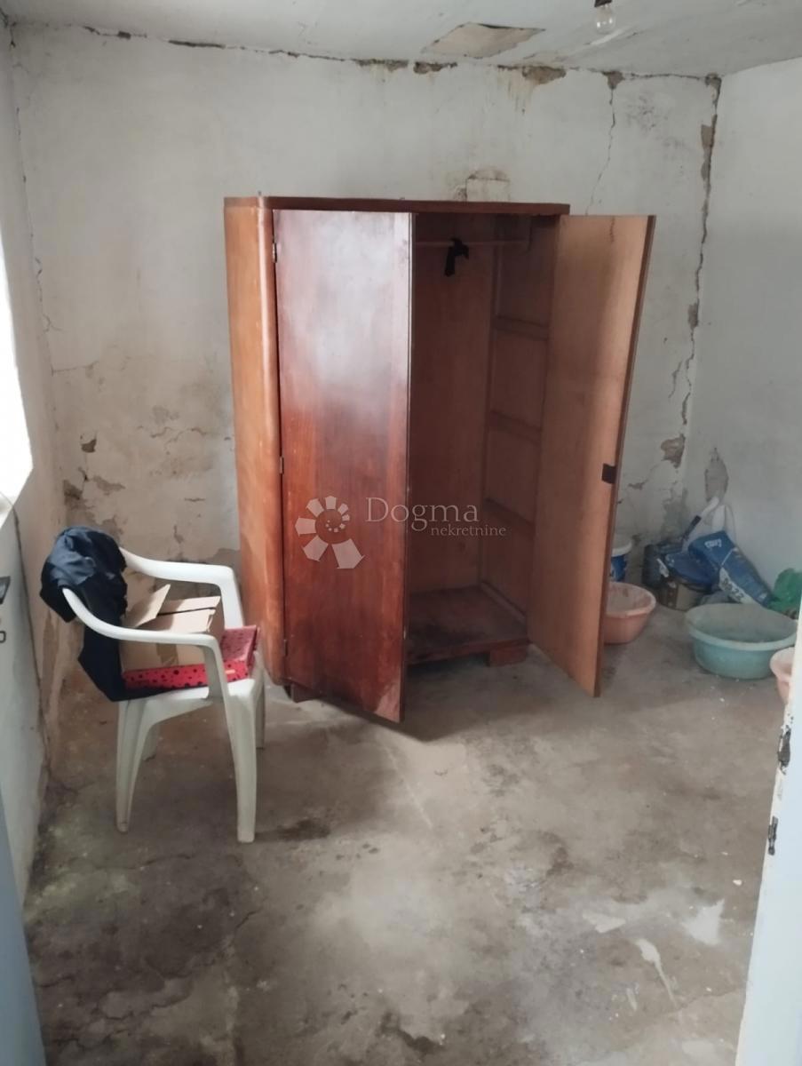 Casa Kosore, Vrlika, 50m2