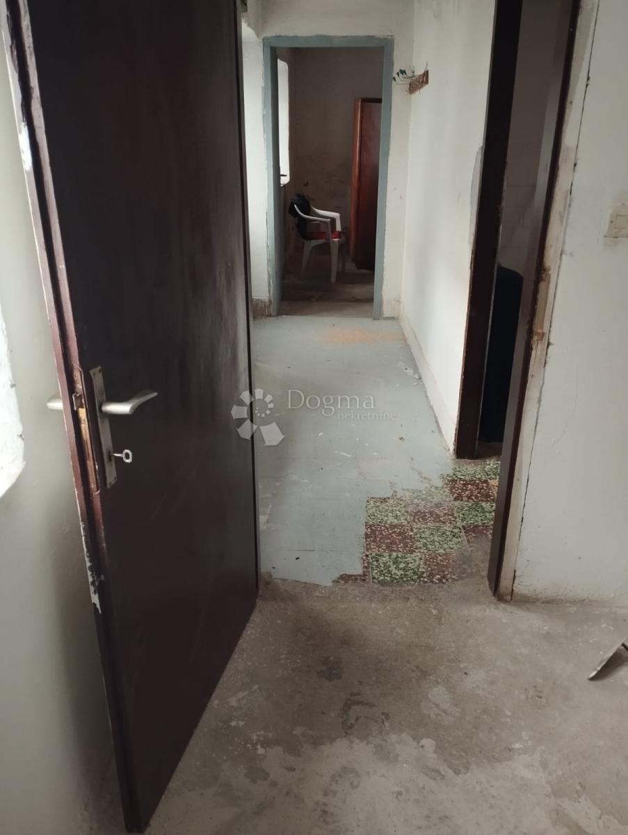 Casa Kosore, Vrlika, 50m2