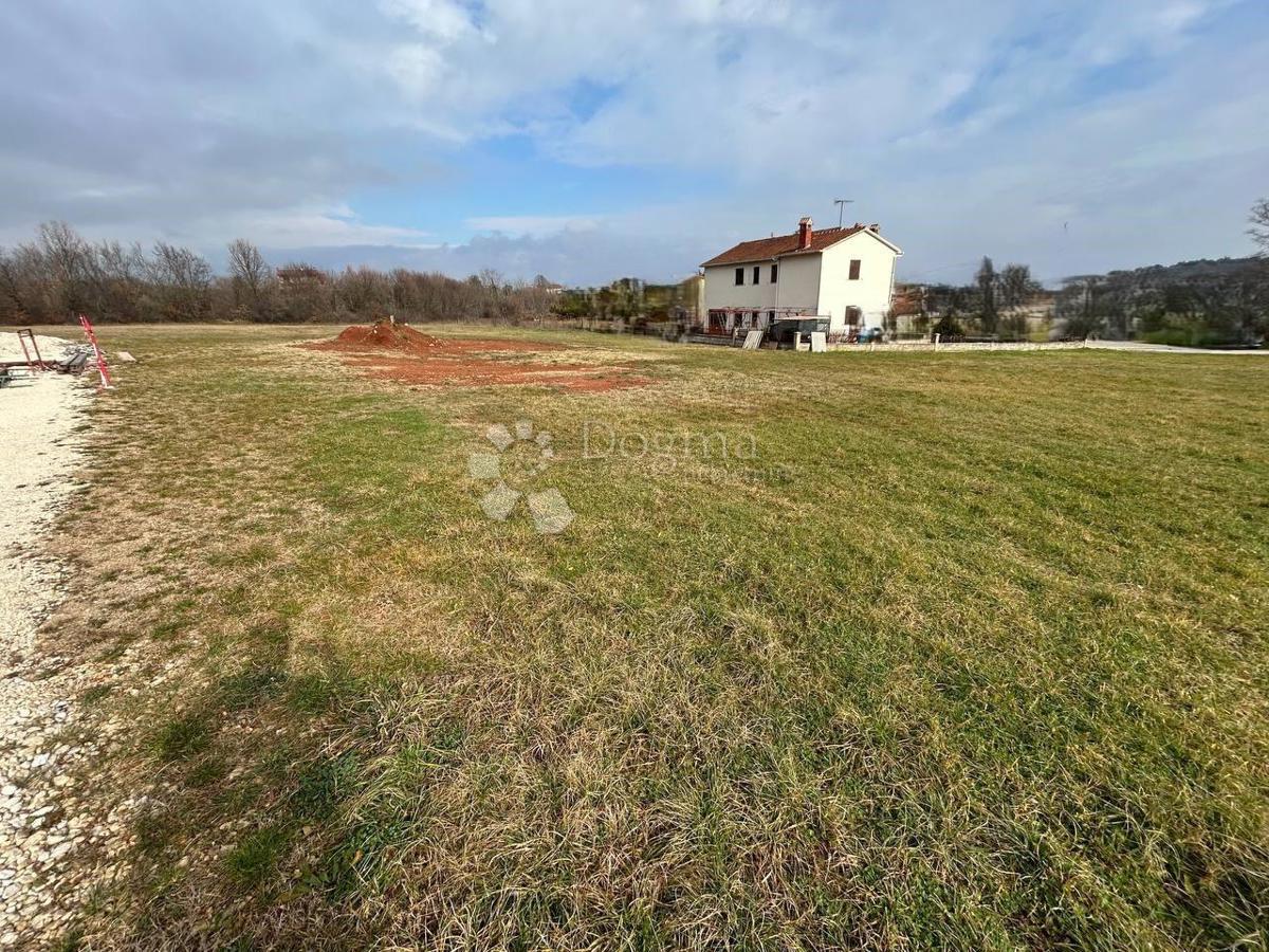 Terreno edificabile Barban, 1.000m2