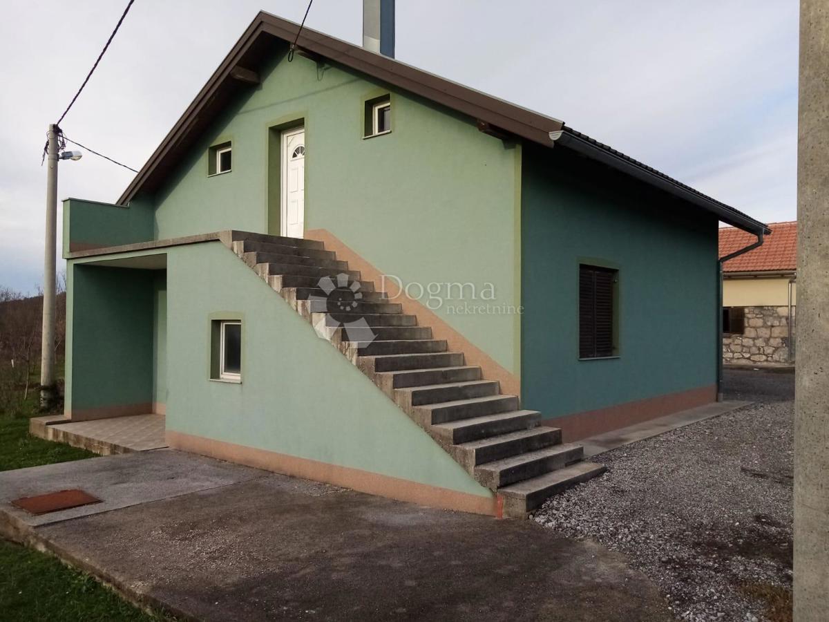 Casa Kik, Lovinac, 300m2