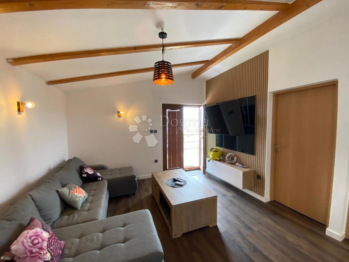 Casa Rovanjska, Jasenice, 107,64m2