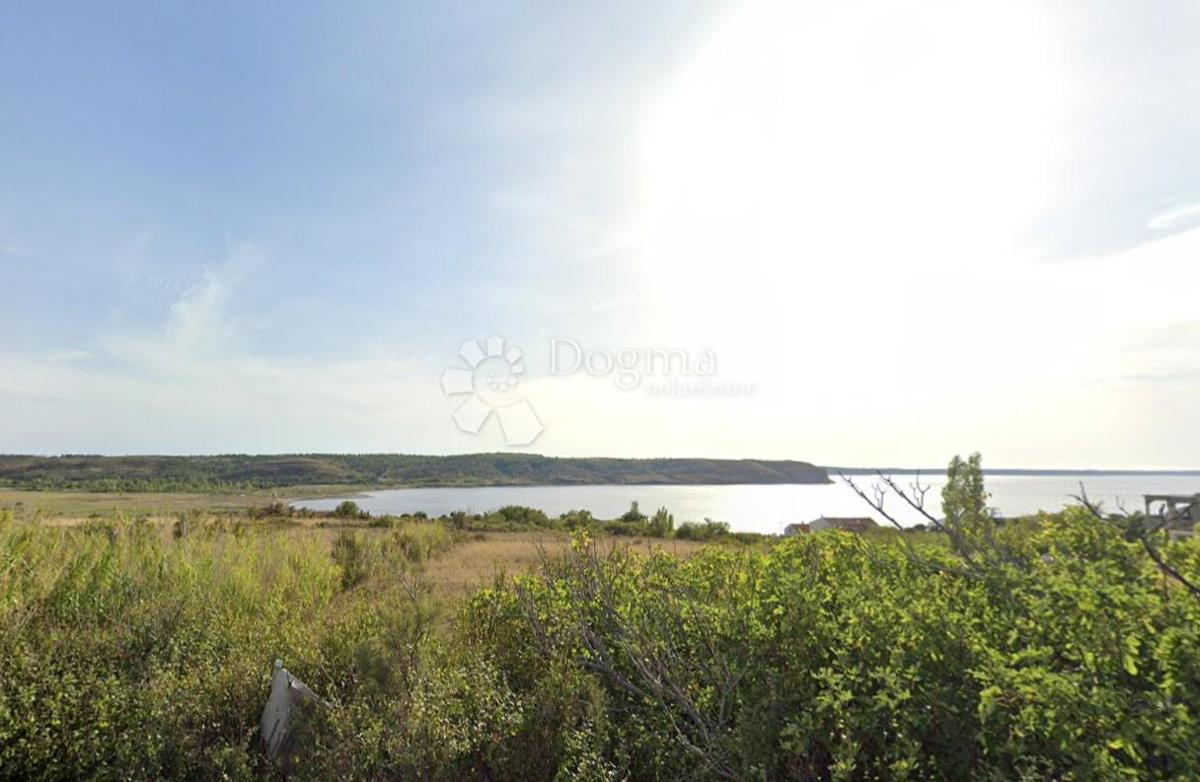 Terreno edificabile 16468m² – Rtina, vicino al mare
