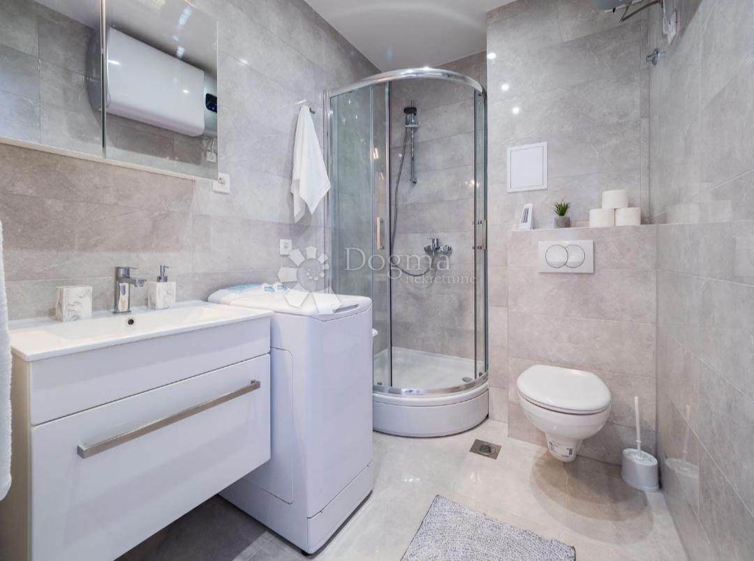 Allogio Travarica, Trogir, 63,18m2