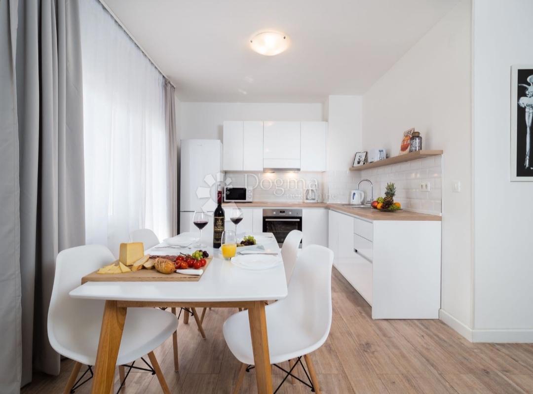 Allogio Travarica, Trogir, 63,18m2