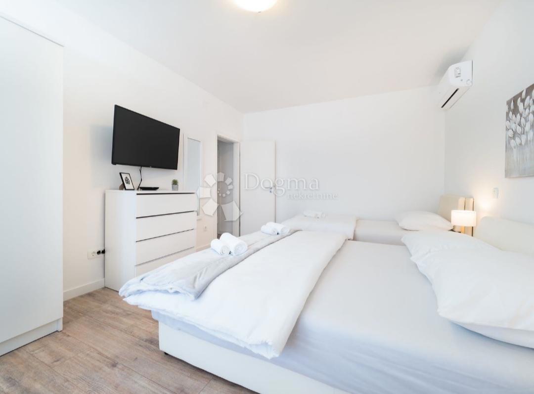 Allogio Travarica, Trogir, 63,18m2