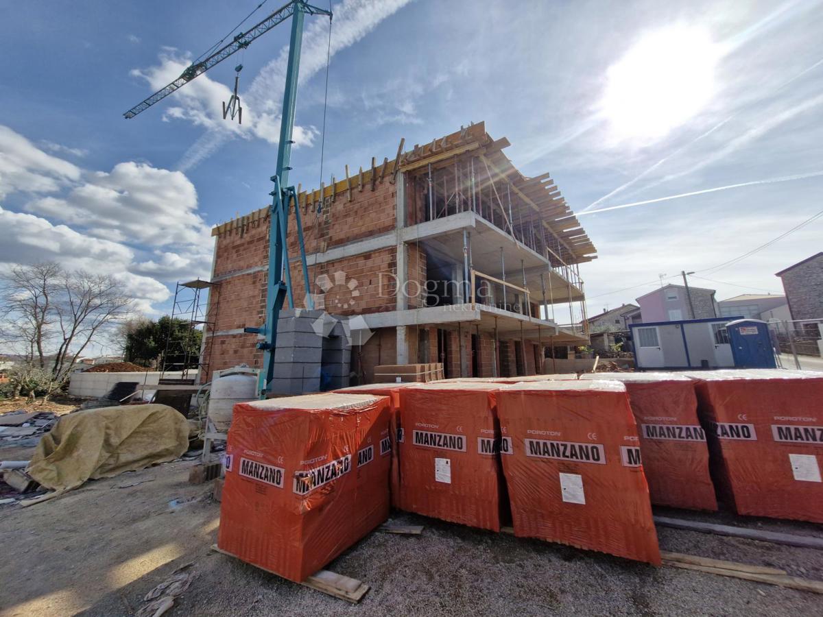 Allogio Tar, Tar-Vabriga, 176m2